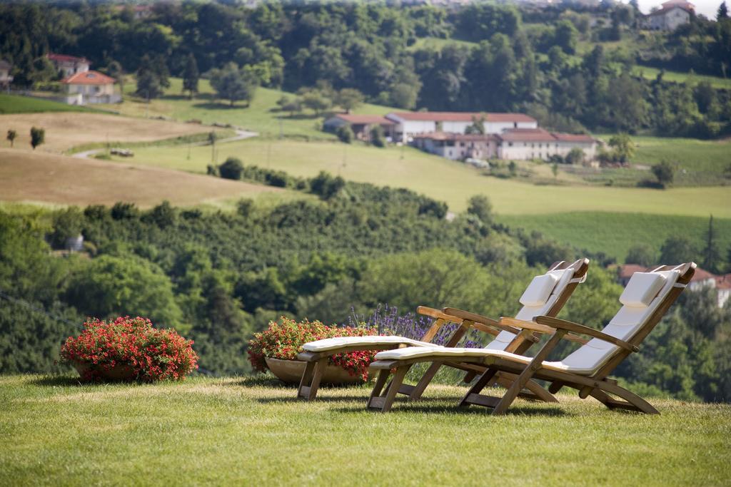 Отель Relais Montemarino Borgomale Экстерьер фото