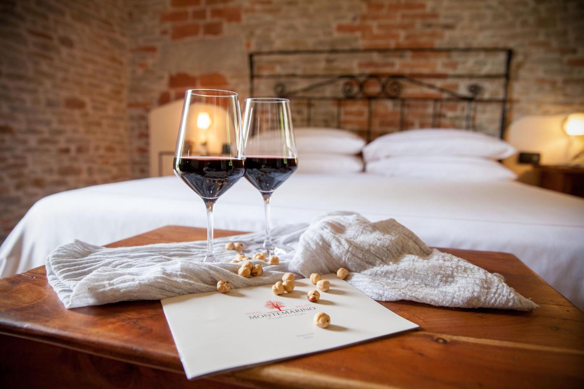 Отель Relais Montemarino Borgomale Экстерьер фото