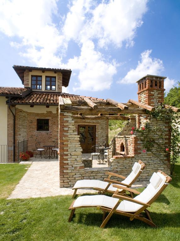 Отель Relais Montemarino Borgomale Экстерьер фото