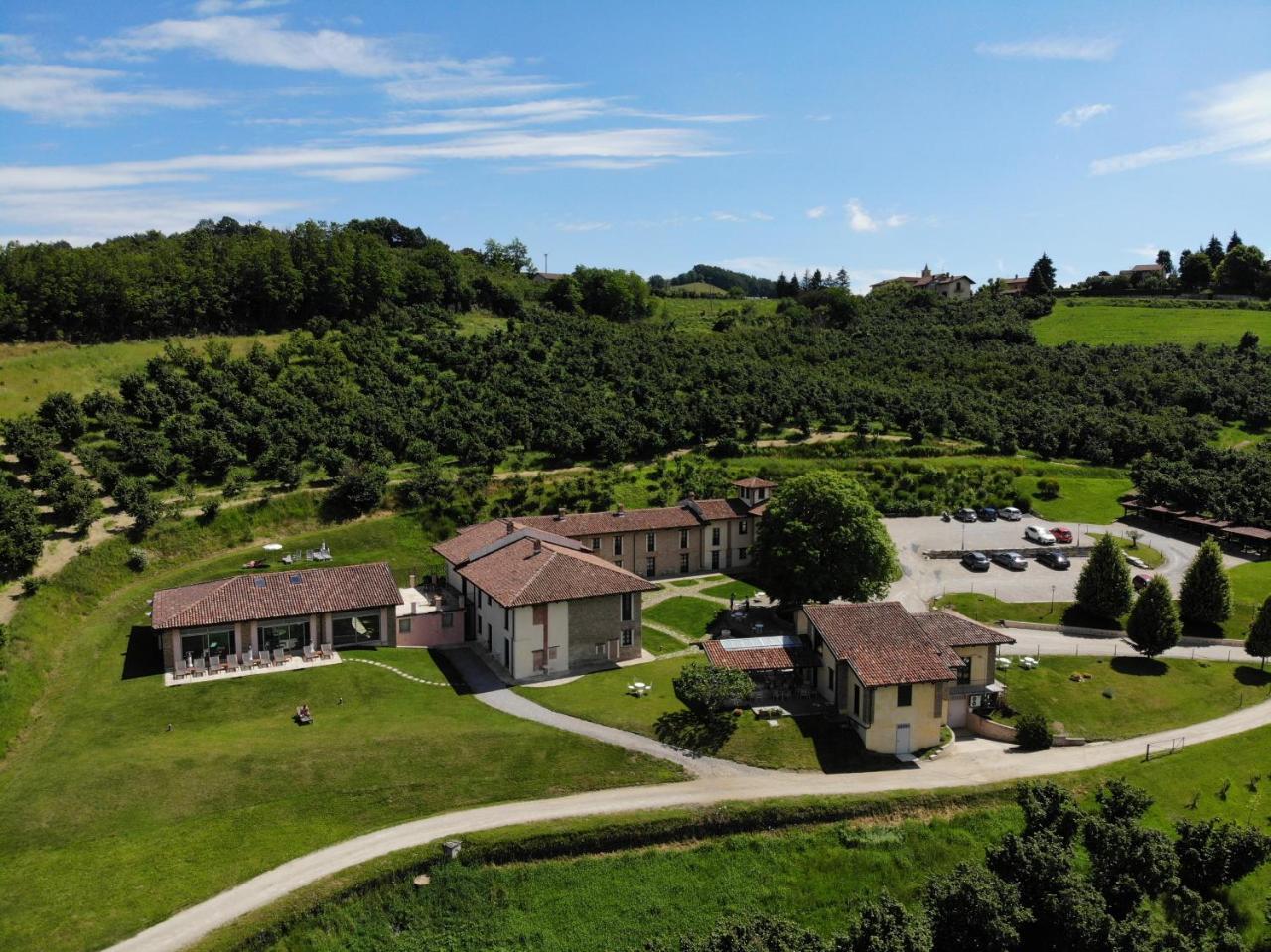 Отель Relais Montemarino Borgomale Экстерьер фото